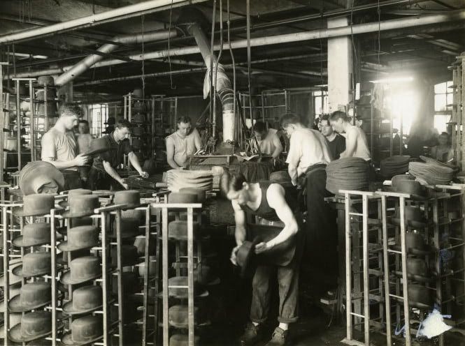 Visual of Darwinian Selection of the Cowboy Hat