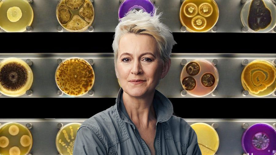 Visual of Suzanne Lee wants to live in a world that uses only sustainable materials