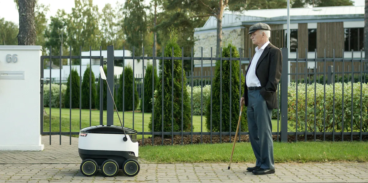 Local Deliveries: Robots or Drones? | Next Nature