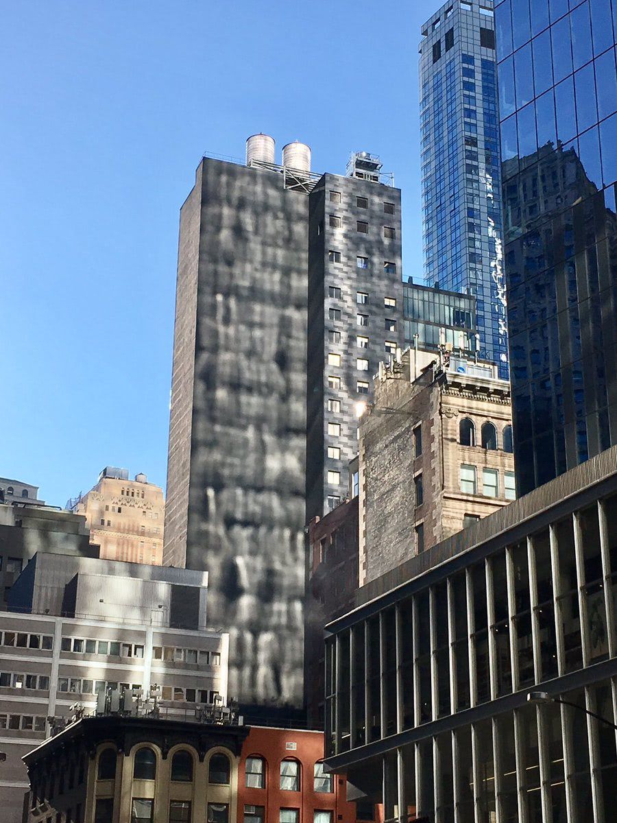 Skyscraper Fails to Load Its Textures