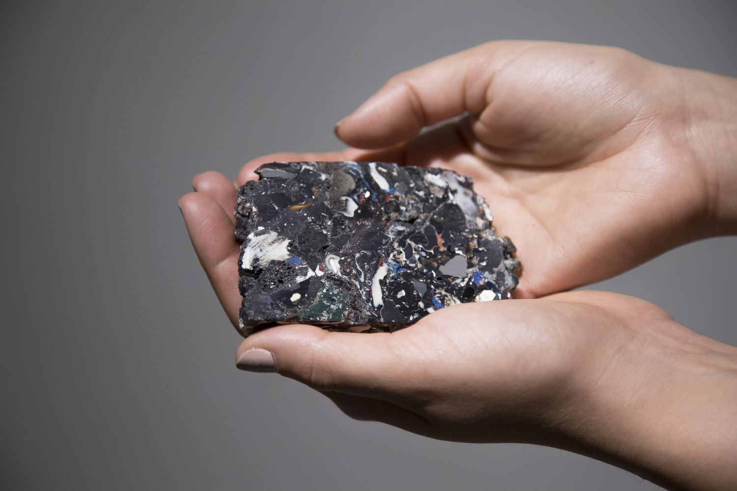 Interview: Designer Shahar Livne is geomimicing the future of plastics