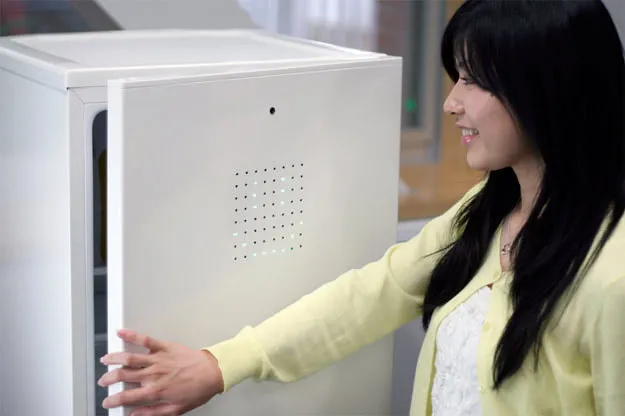 Robot Fridge Forces You to Smile for Food