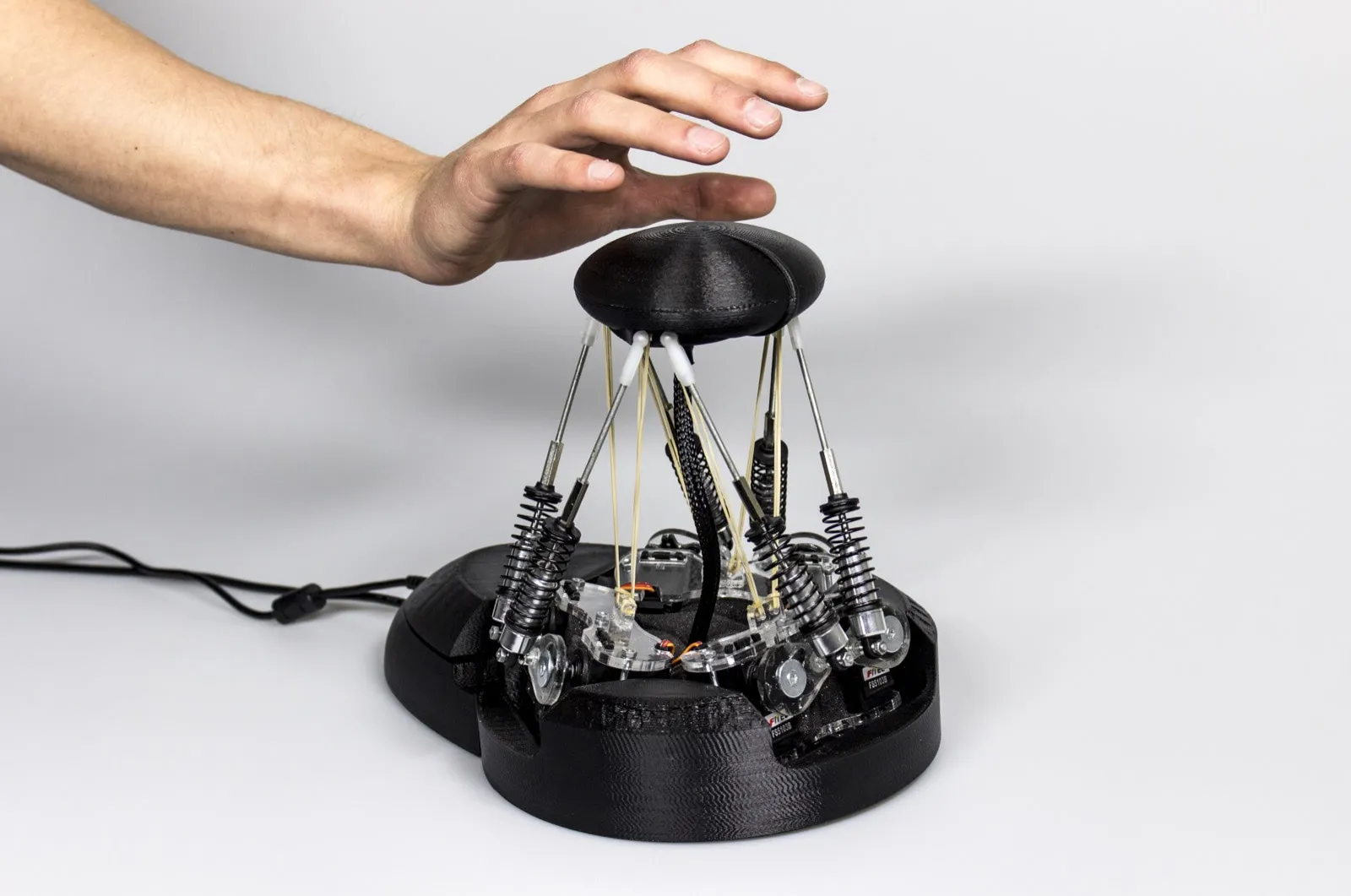 Stewart Helps People to Trust Self-Driving Car