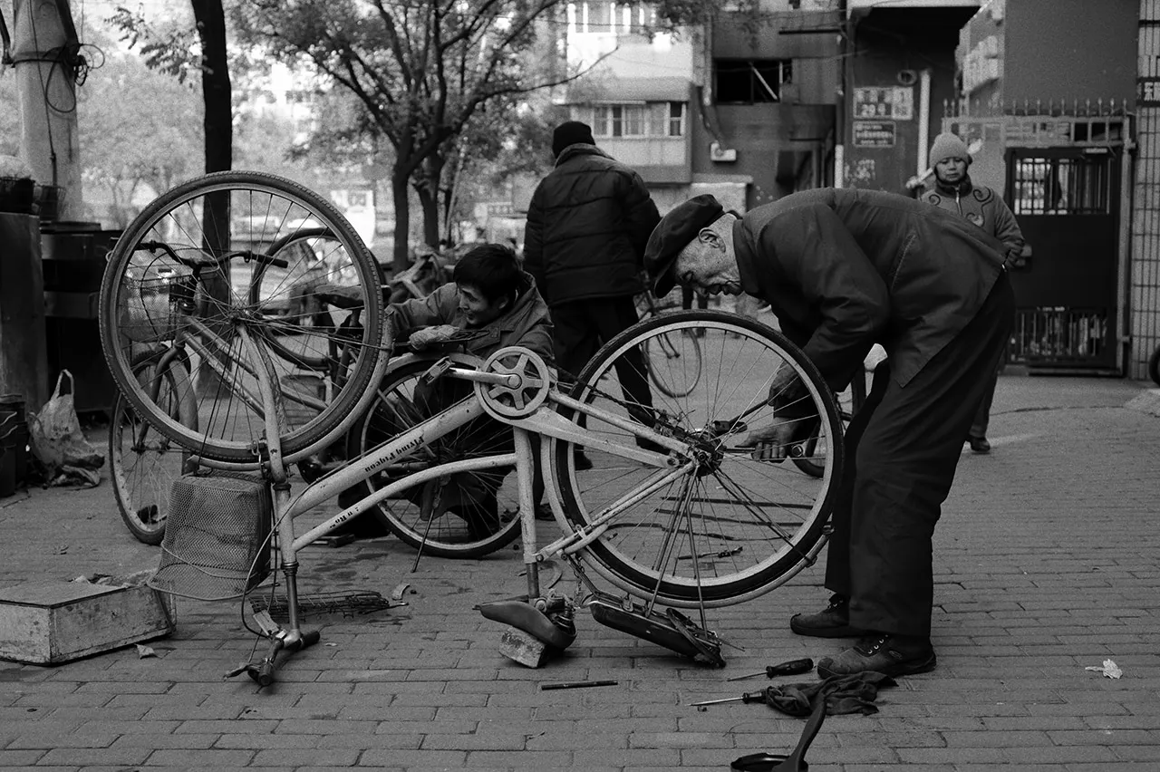 Swedish Government Rewards Citizens Who Repair Instead of Throwing Away