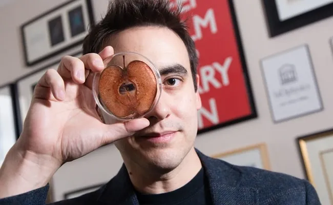 Augmented Biology: Growing Ears on Apples