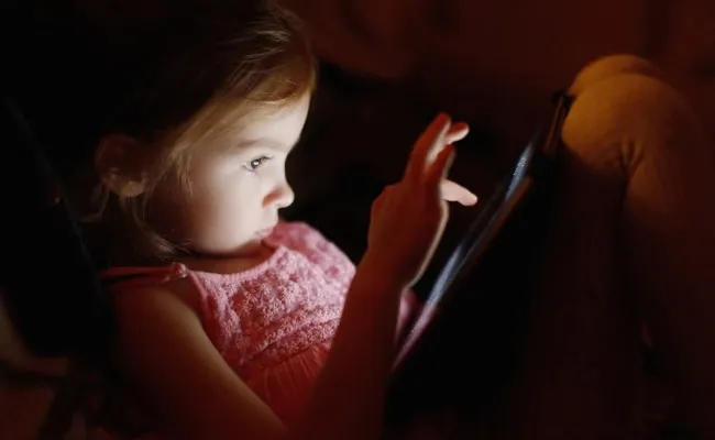 Speech Development Lost in Screens