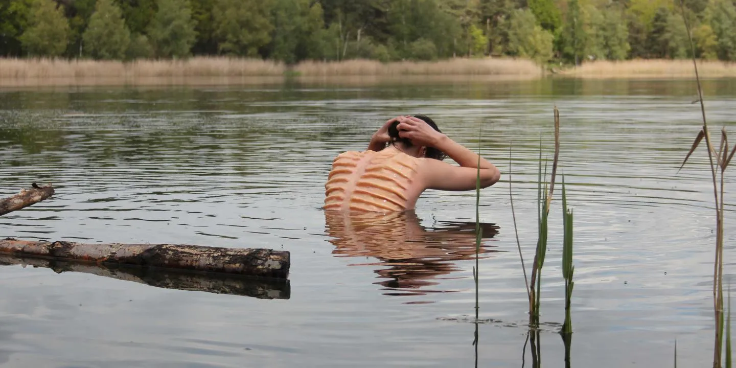 An artificial skin to breathe underwater