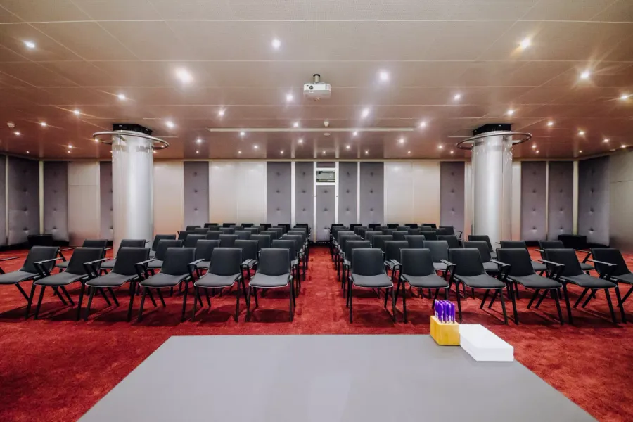 Meeting room: Castor (150.8m2)